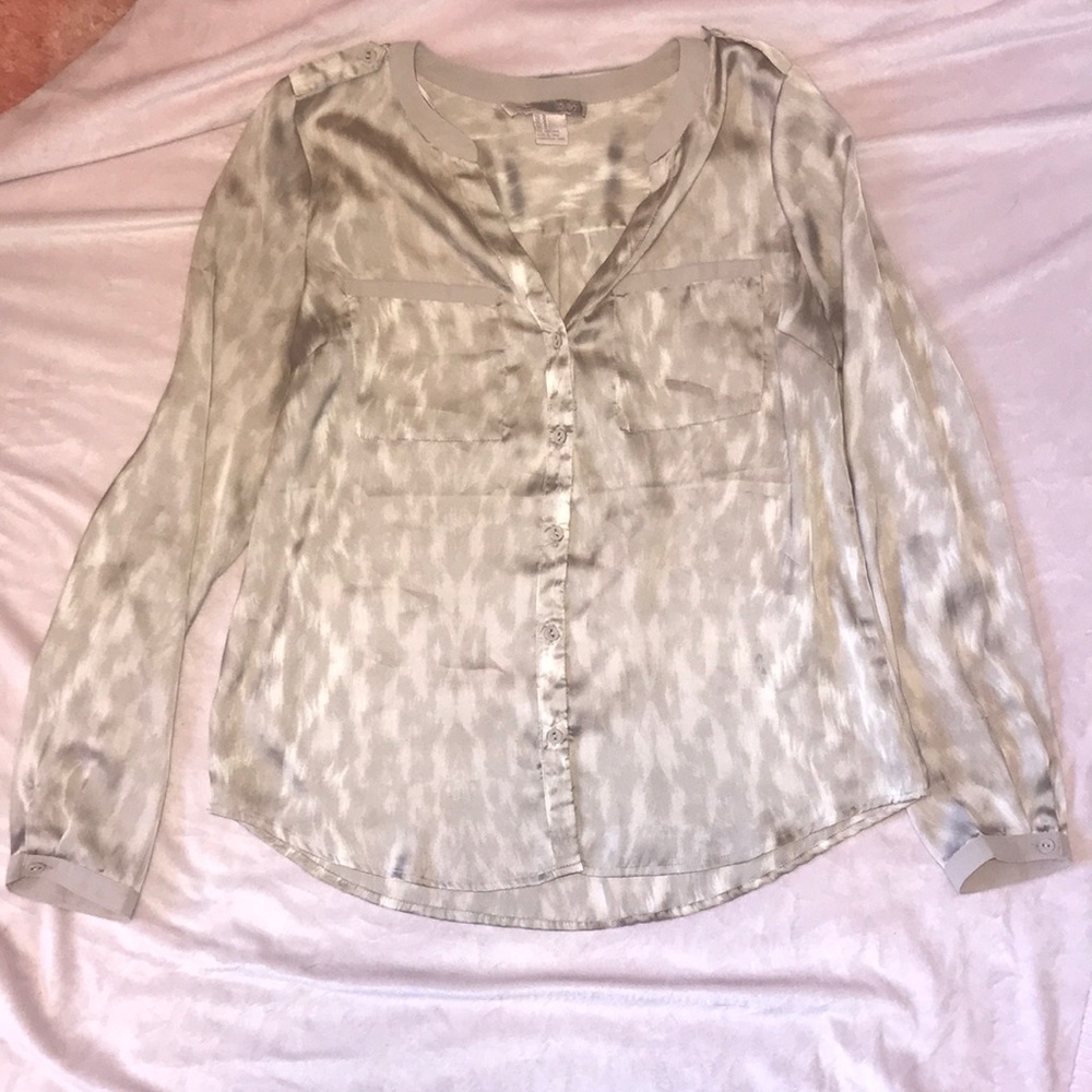 Forever 21 polyester button down - Picture 3 of 5